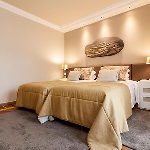Deluxe Three-Bedroom Suite